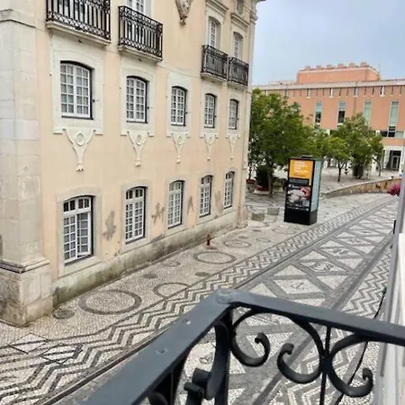 Modern 1 Bedroom Center Daire *